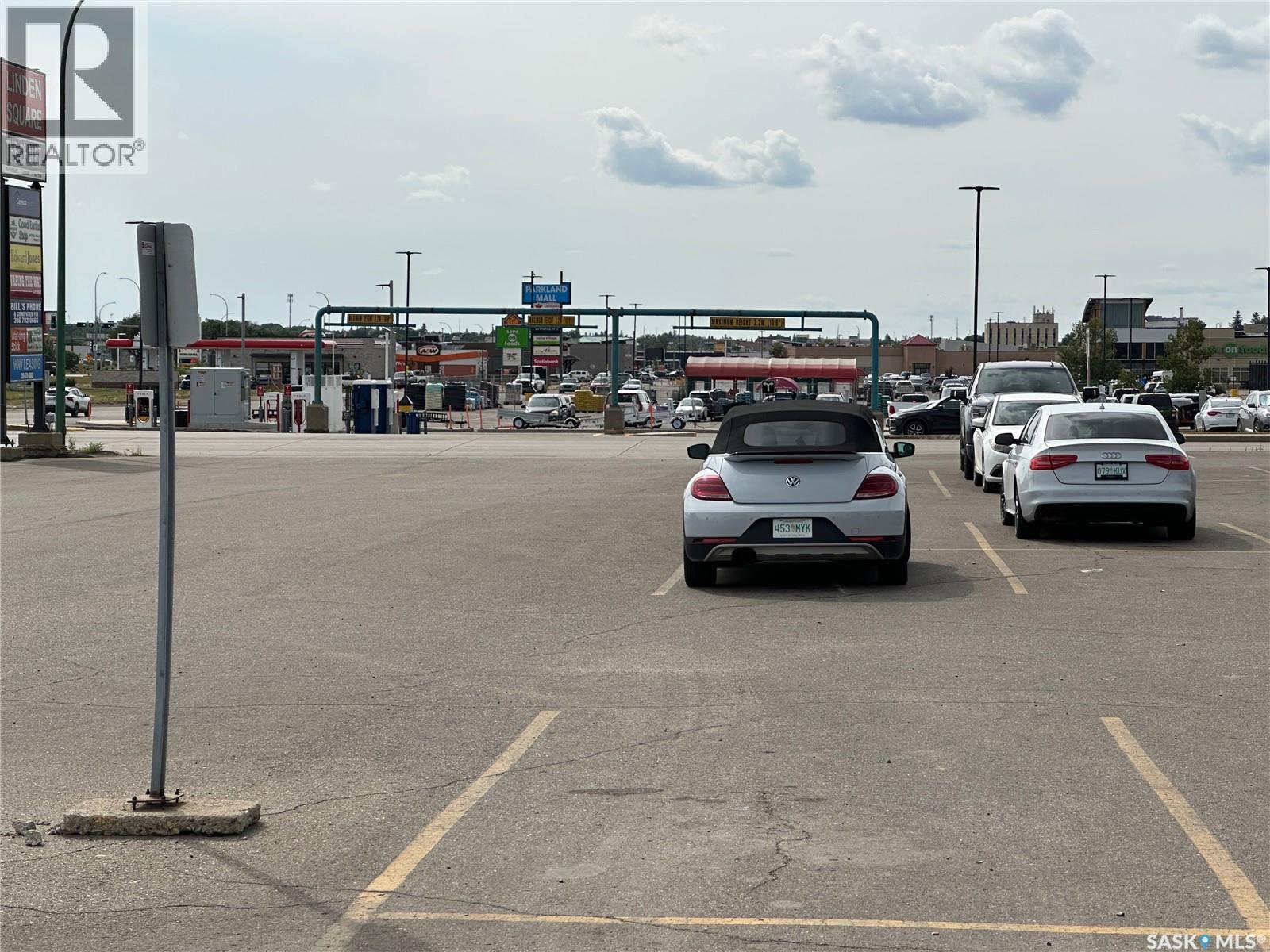 13 385 Broadway Street E, Yorkton, Saskatchewan  S3N 3Z3 - Photo 3 - SK045513