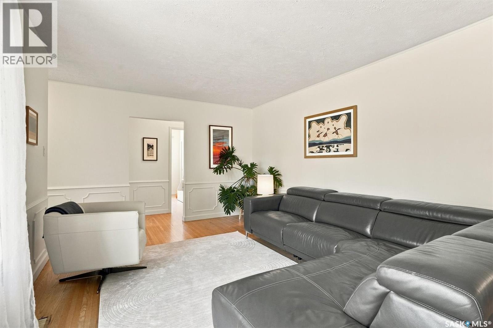 2202 Albert Avenue, Saskatoon, Saskatchewan  S7J 1K2 - Photo 4 - SK045510
