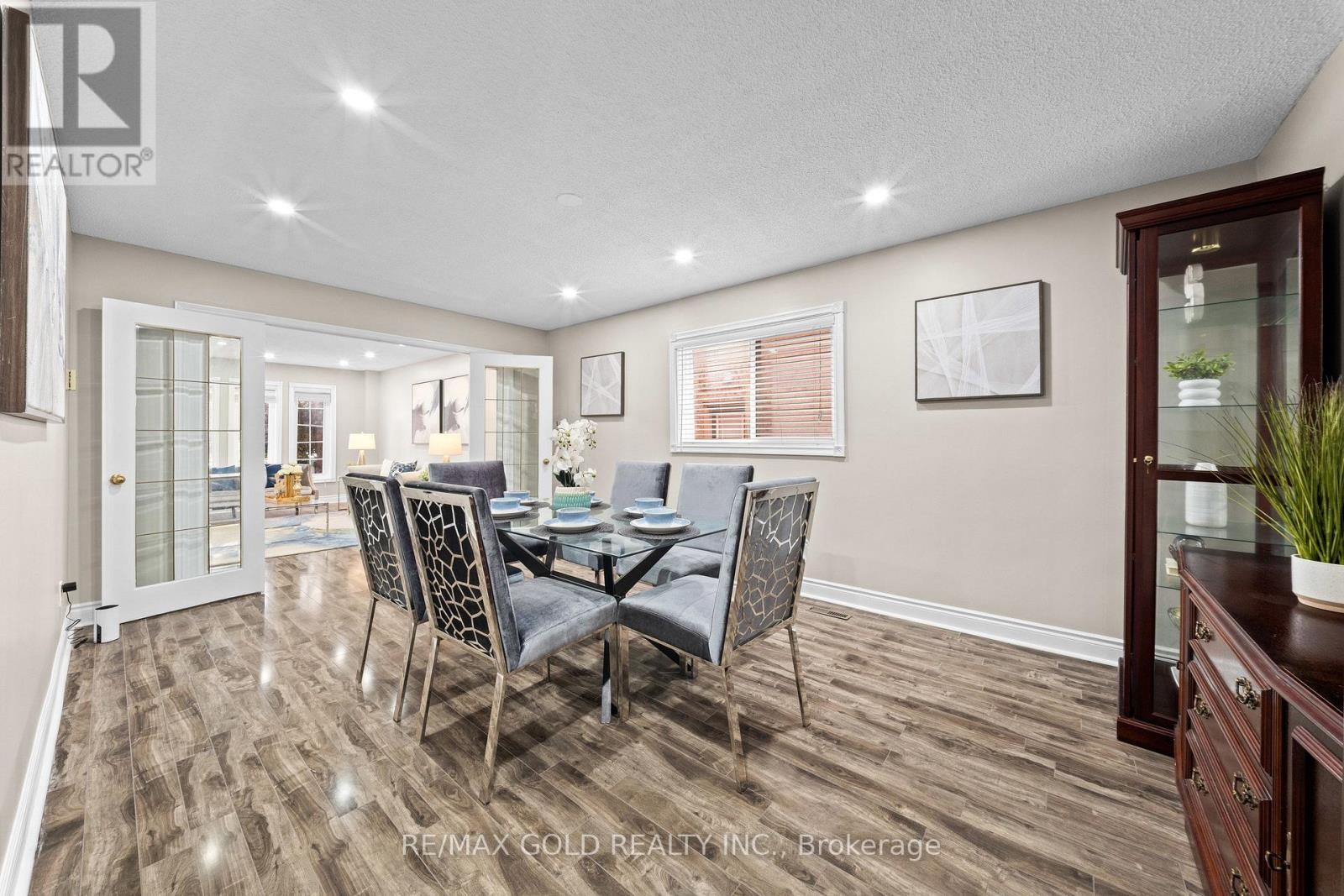 119 Mountainash Road, Brampton, Ontario L6R 1H8 - Photo 10 - W13678988