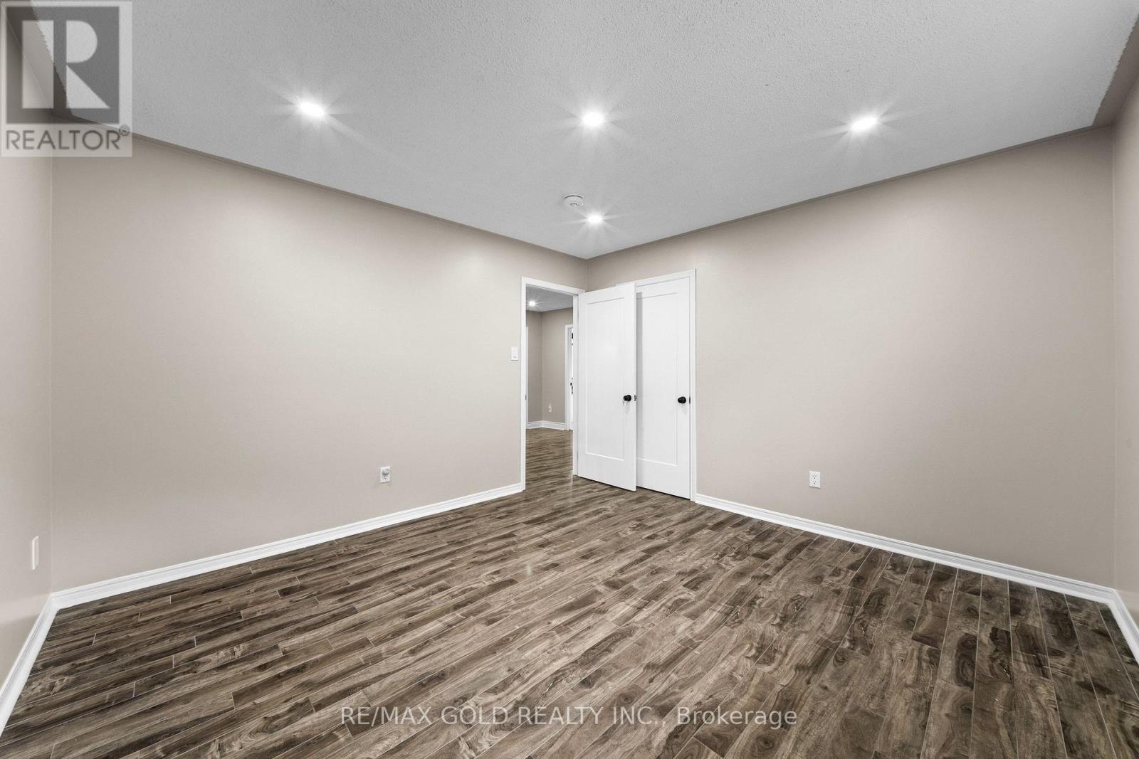 119 Mountainash Road, Brampton, Ontario L6R 1H8 - Photo 29 - W13678988