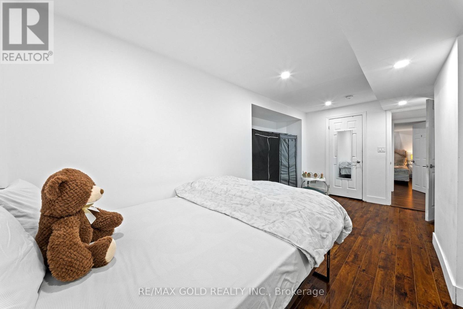 119 Mountainash Road, Brampton, Ontario L6R 1H8 - Photo 42 - W13678988