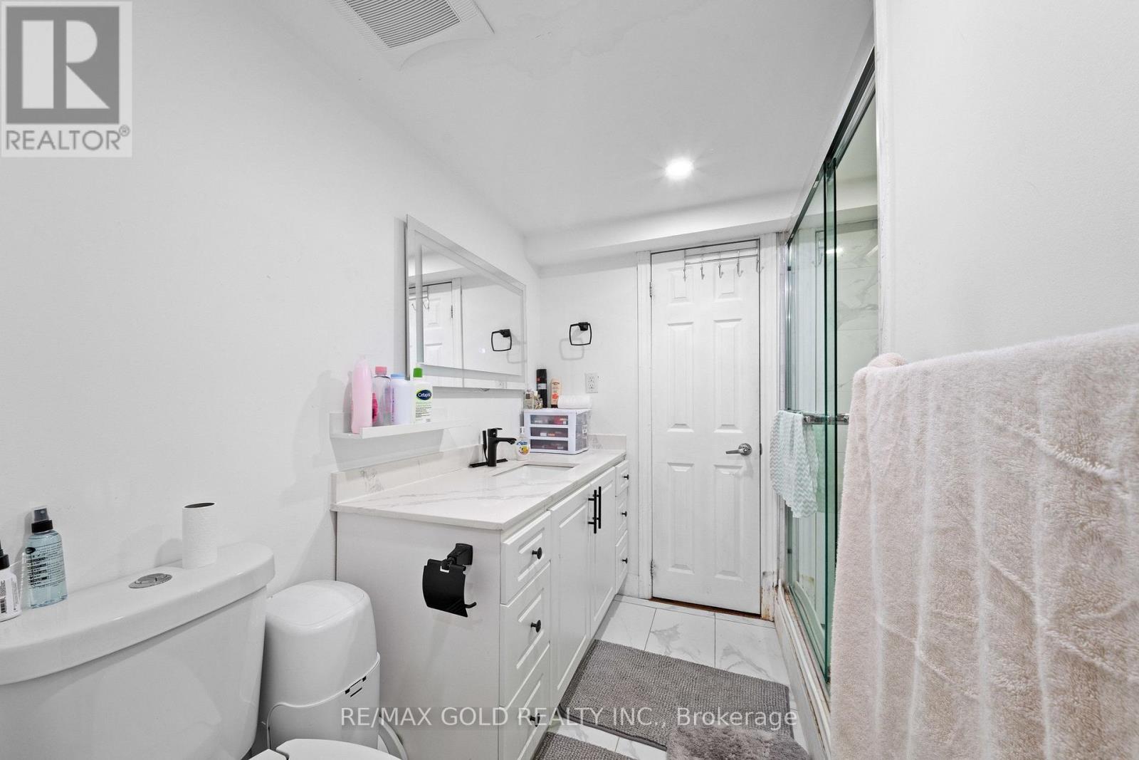 119 Mountainash Road, Brampton, Ontario L6R 1H8 - Photo 40 - W13678988