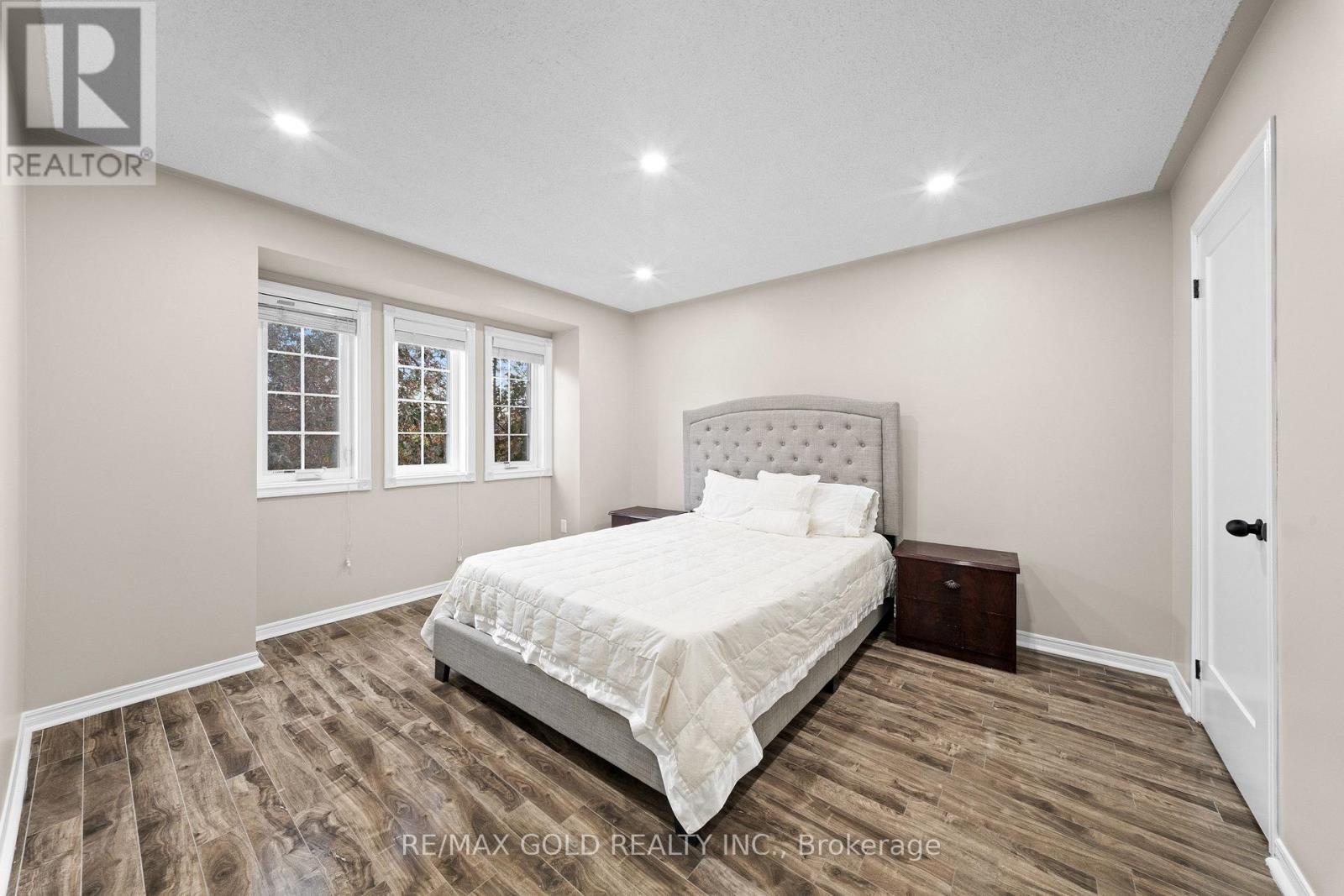 119 Mountainash Road, Brampton, Ontario L6R 1H8 - Photo 28 - W13678988