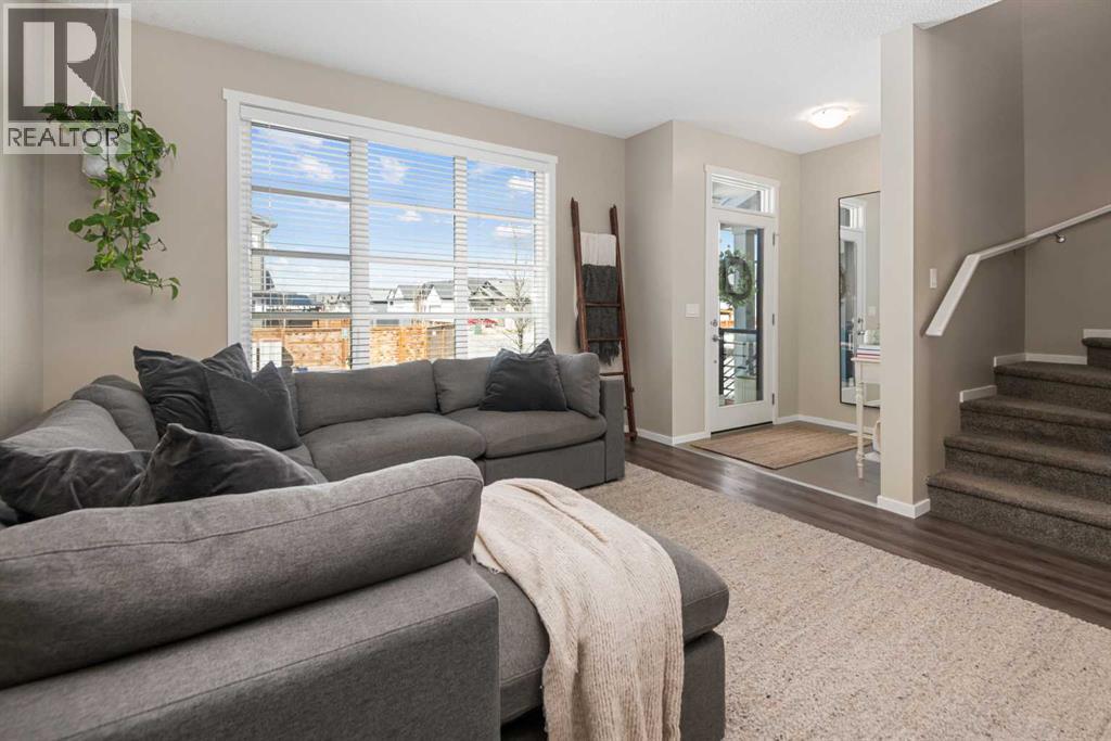446 Walgrove Way Se, Calgary, Alberta  T2X 4E9 - Photo 3 - A2331238