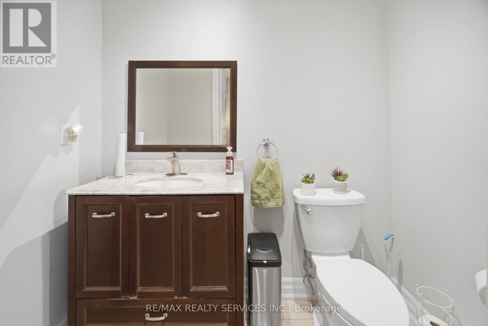 32 Deepcoral Court, Brampton, Ontario  L6V 4P7 - Photo 19 - W13679200