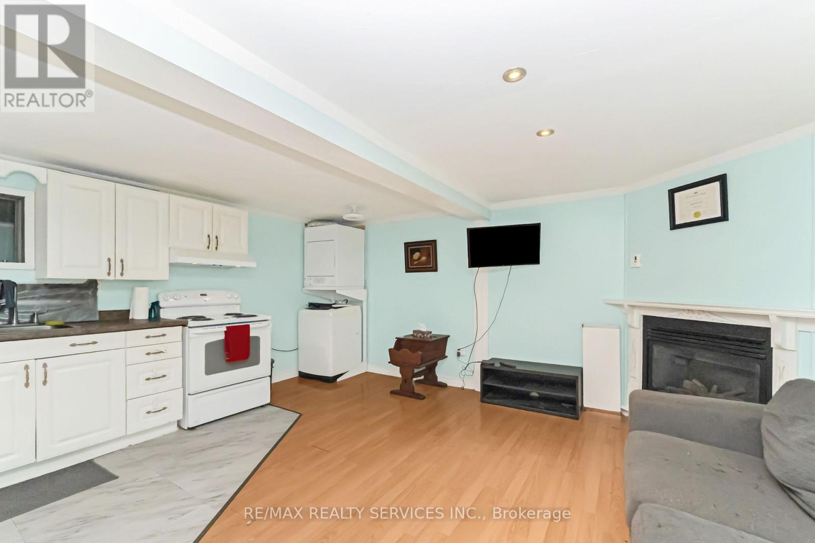 47 Huntingwood Crescent, Brampton, Ontario  L6S 1S5 - Photo 33 - W13679216