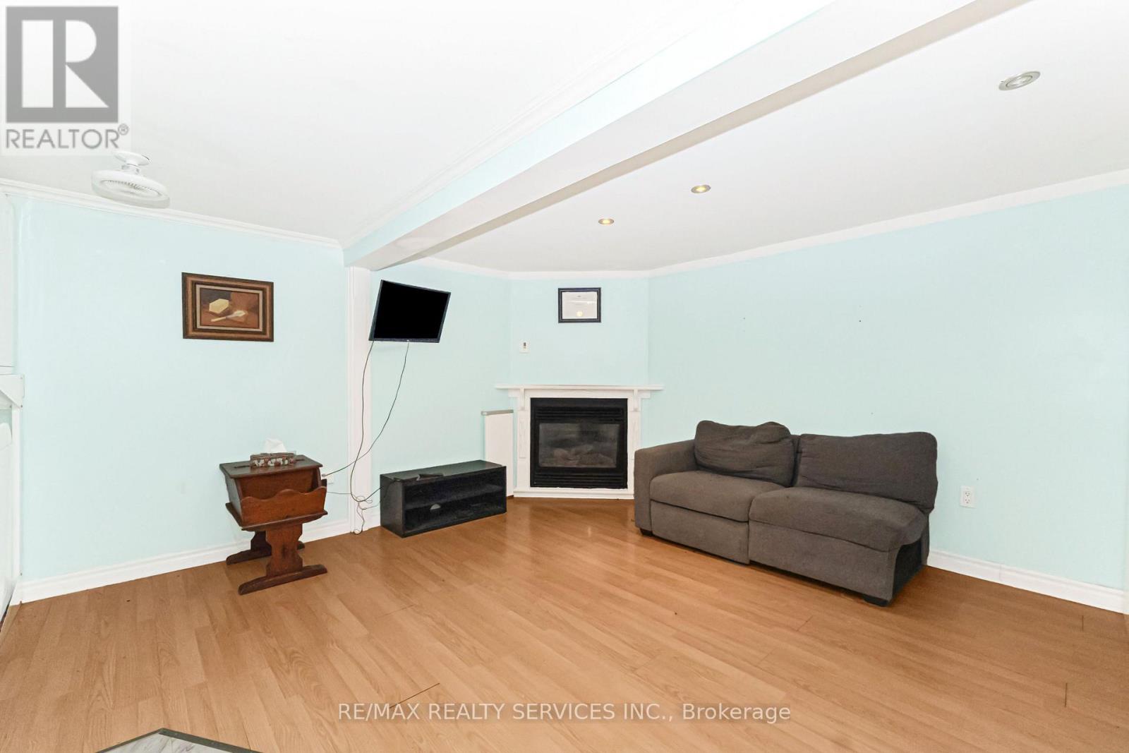 47 Huntingwood Crescent, Brampton, Ontario  L6S 1S5 - Photo 36 - W13679216