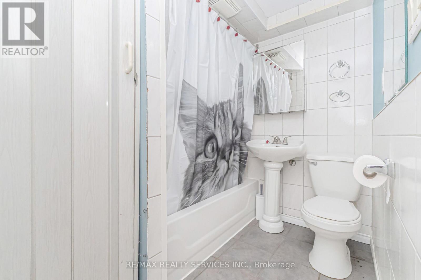 47 Huntingwood Crescent, Brampton, Ontario  L6S 1S5 - Photo 38 - W13679216
