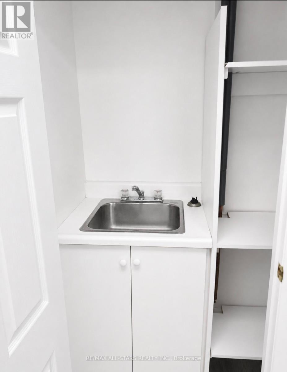 303 - 66 Gerrard Street E, Toronto, Ontario  M5B 1G3 - Photo 4 - C13639522