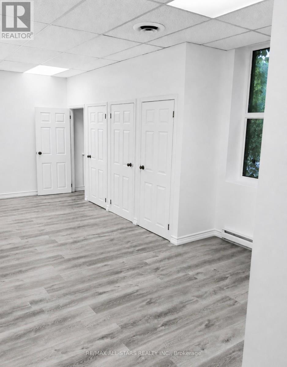 303 - 66 Gerrard Street E, Toronto, Ontario  M5B 1G3 - Photo 2 - C13639522