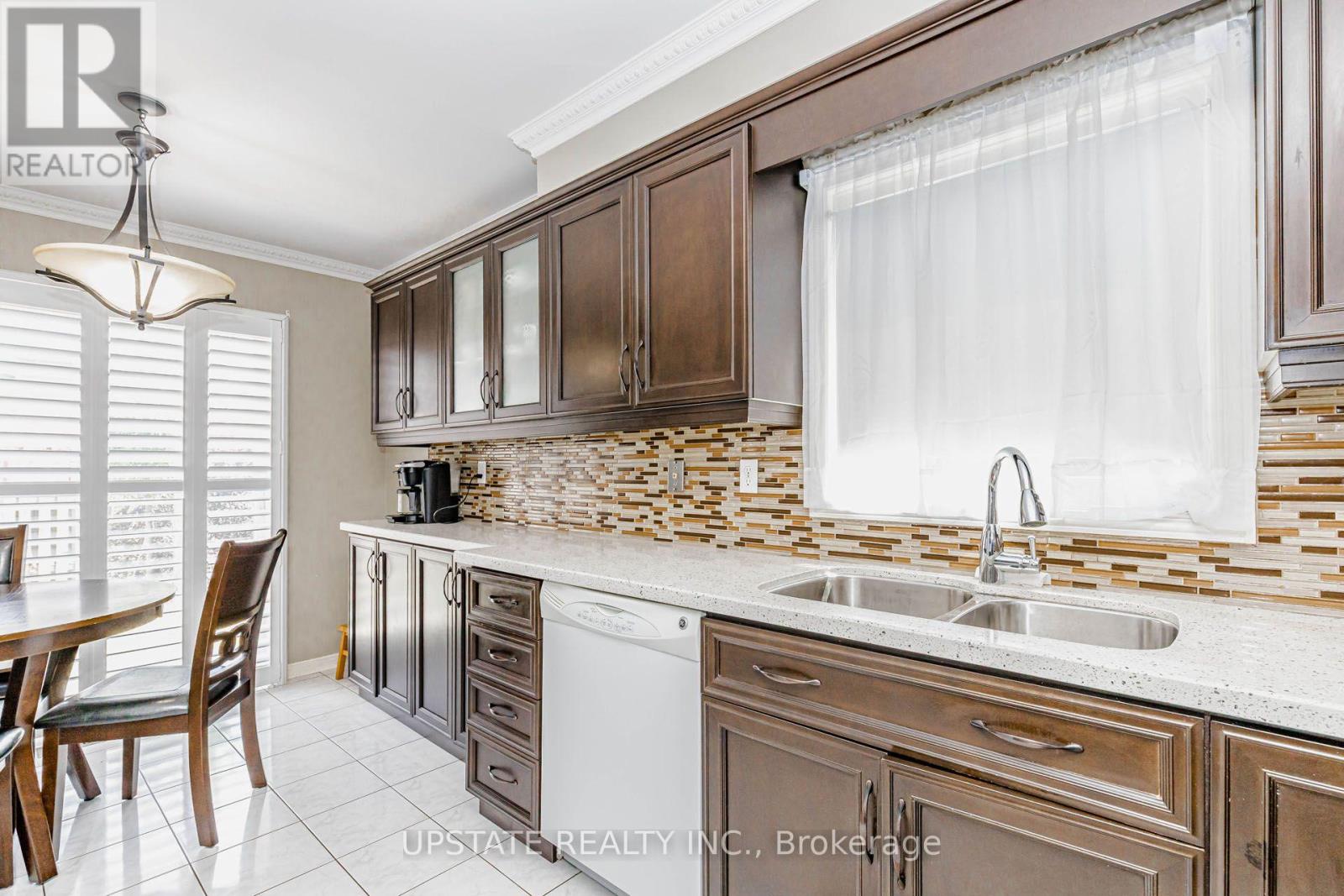 9 Palmolive Street, Brampton, Ontario  L6R 1P4 - Photo 18 - W13678416