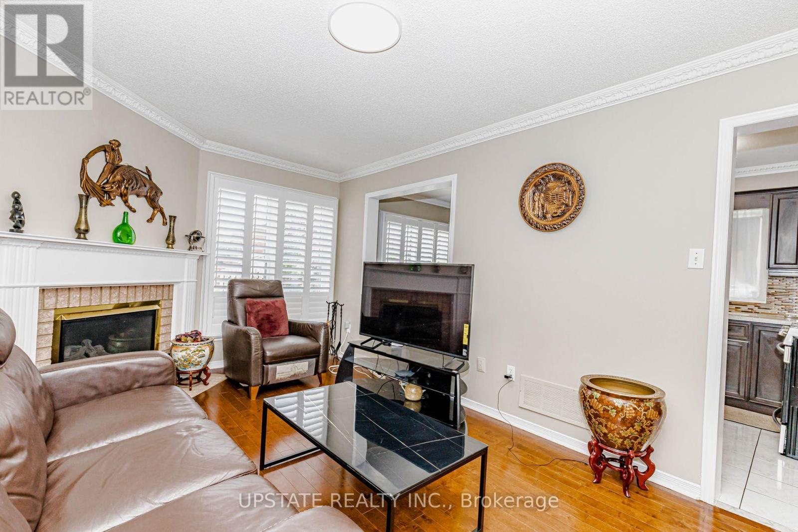 9 Palmolive Street, Brampton, Ontario  L6R 1P4 - Photo 14 - W13678416