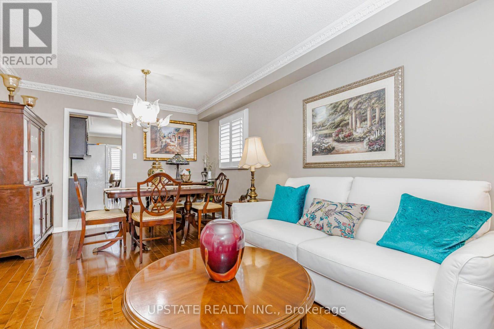 9 Palmolive Street, Brampton, Ontario  L6R 1P4 - Photo 9 - W13678416