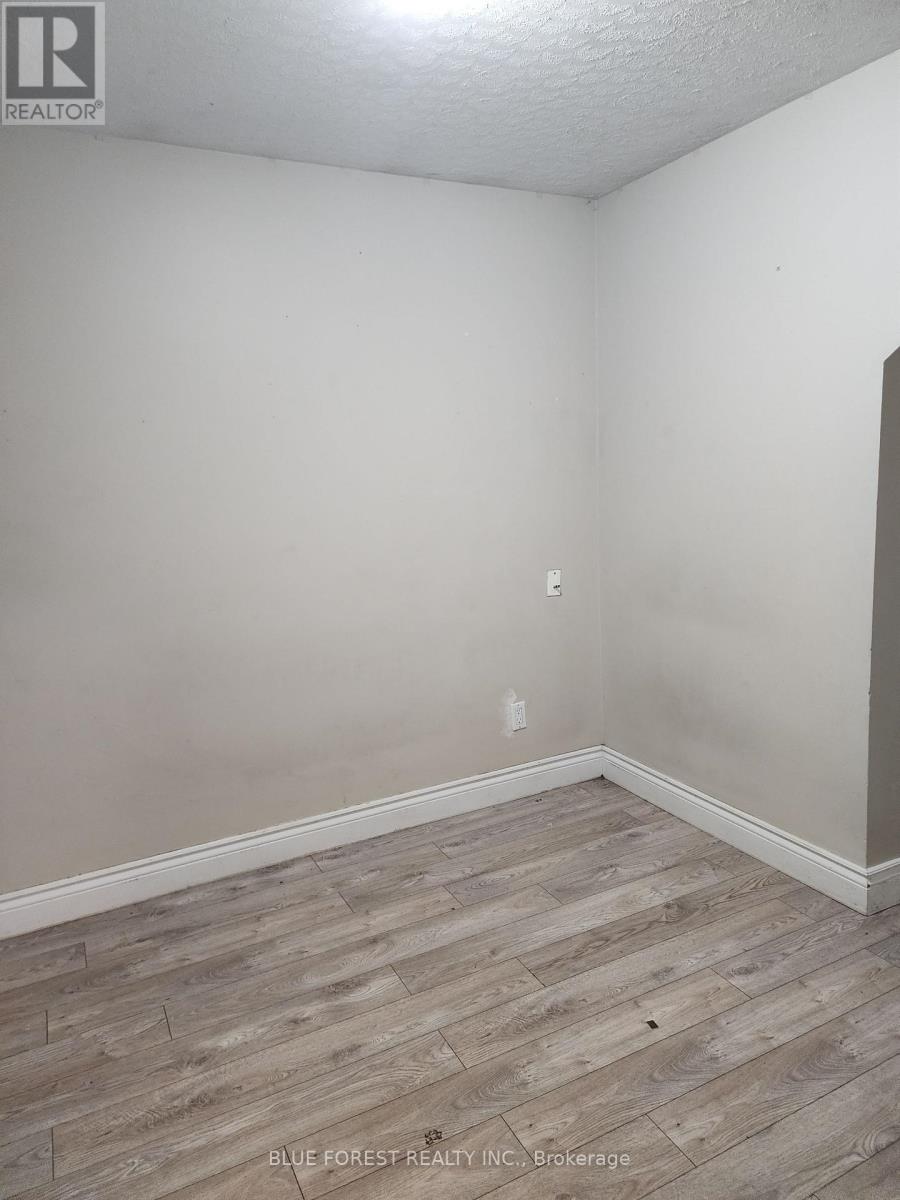 14 Argyle Street, London North, Ontario  N6H 1Y3 - Photo 14 - X12789190