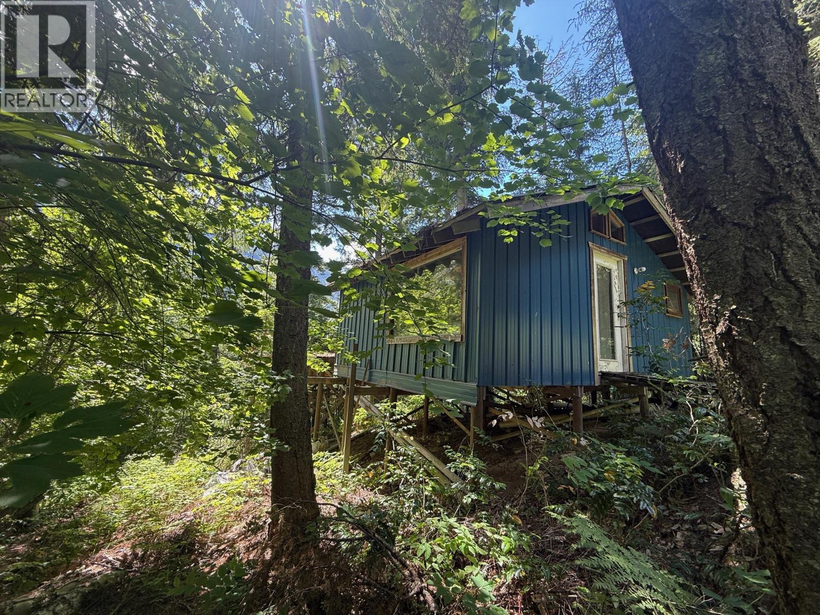 4774 Slocan River Road, Winlaw, British Columbia  V0G 2J0 - Photo 3 - 10393977