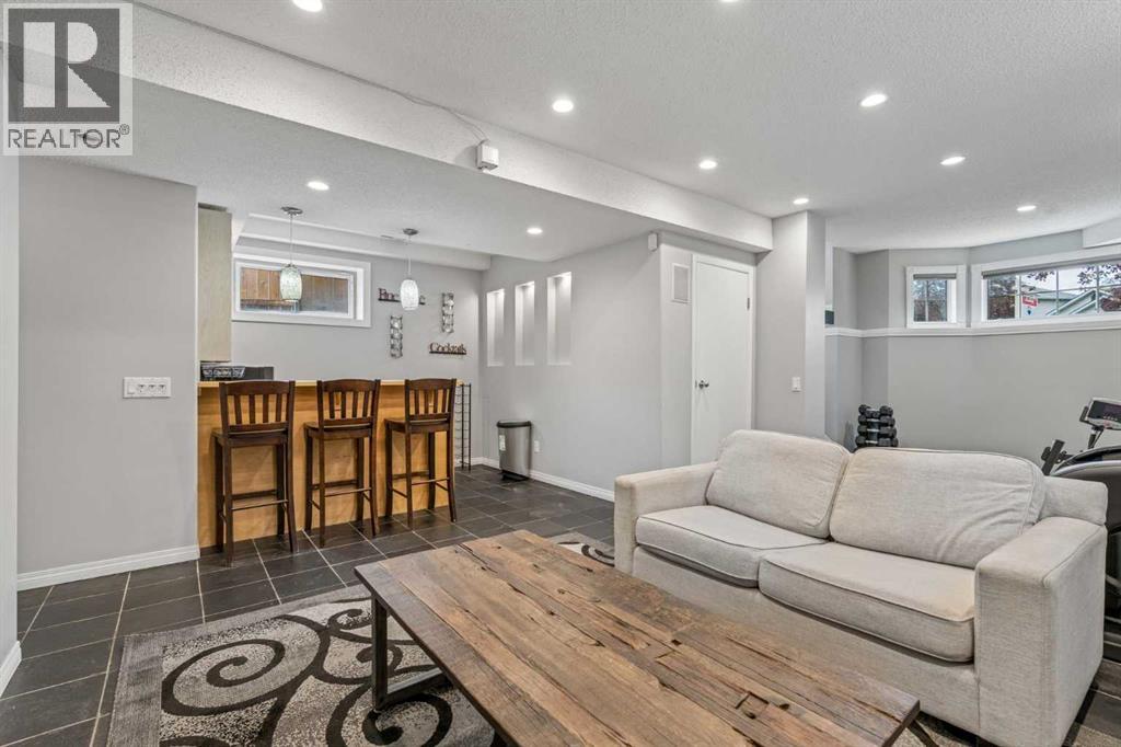 230 Mt Lorette Place SE, Calgary, Alberta  T2Z 2L9 - Photo 25 - A2336745