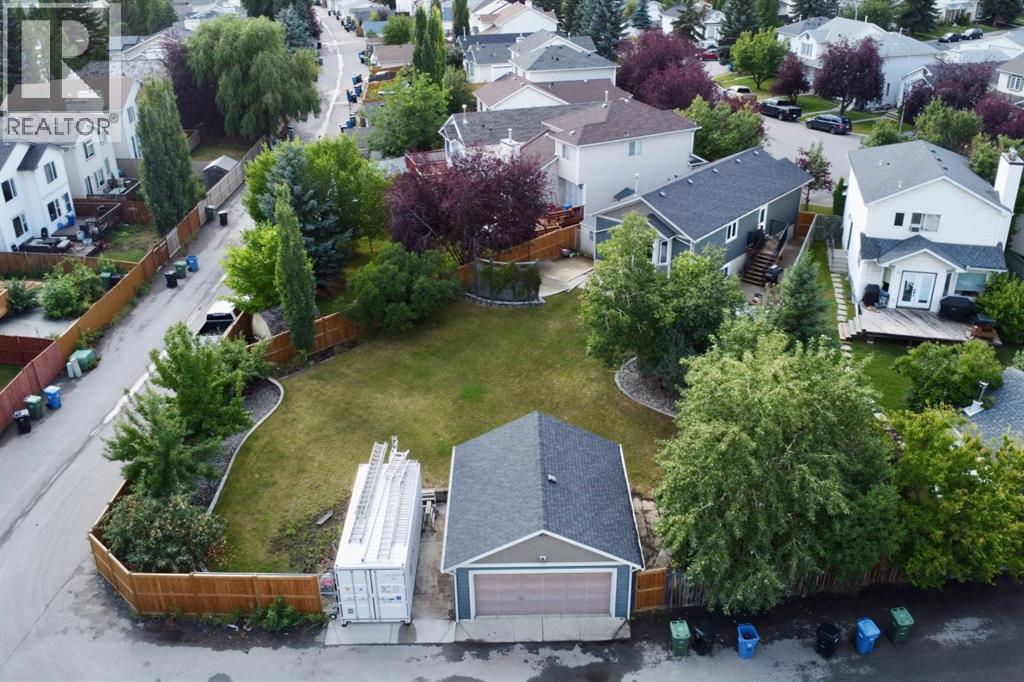 230 Mt Lorette Place SE, Calgary, Alberta  T2Z 2L9 - Photo 41 - A2336745