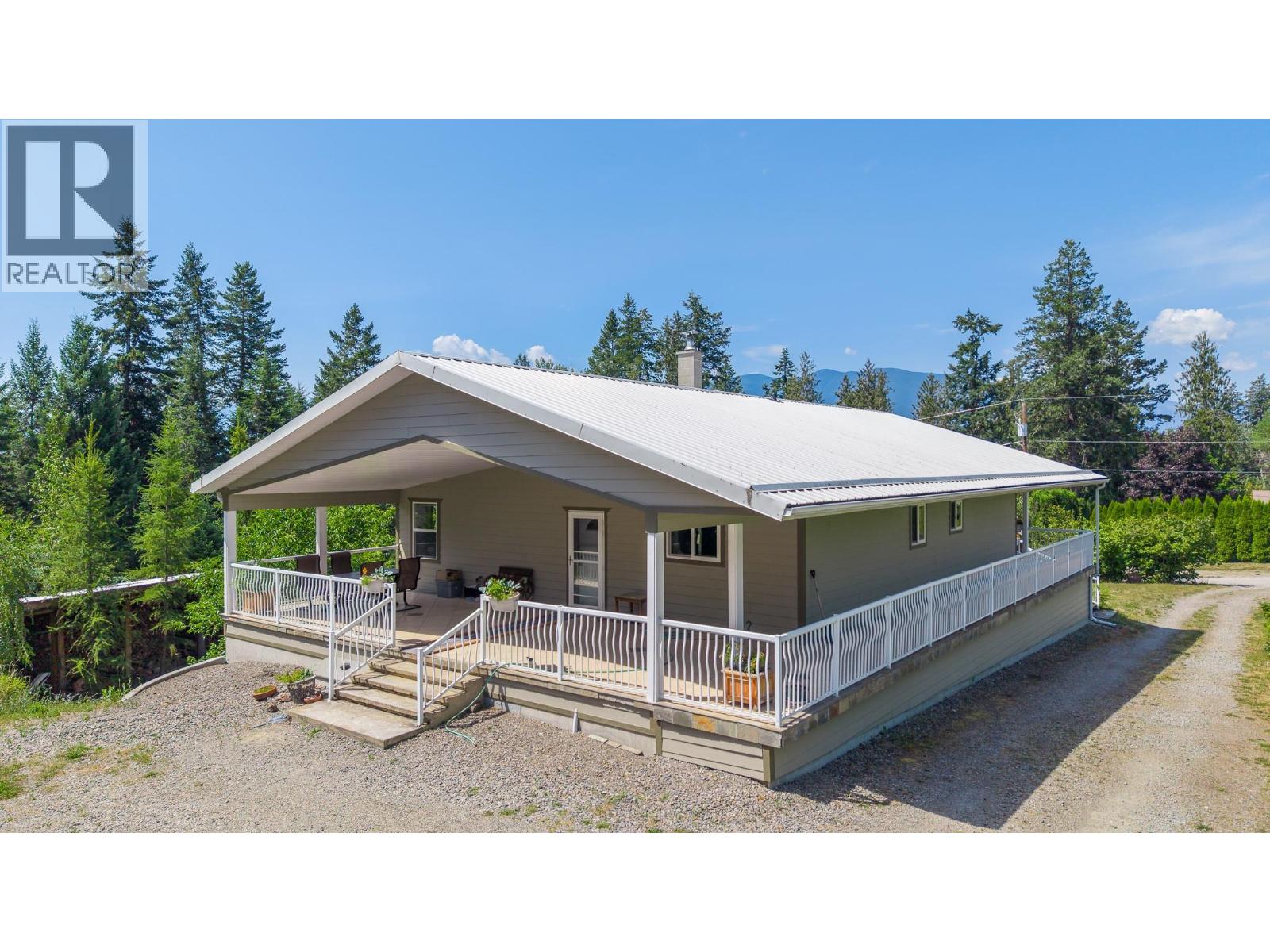 830 16th Avenue S, Creston, British Columbia  V0B 1G3 - Photo 63 - 10395099