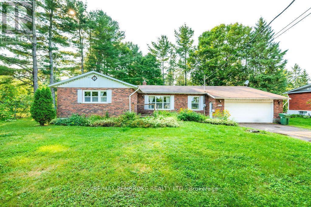 20 MEADOWBROOK DRIVE, Laurentian Valley, Ontario