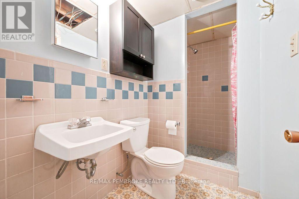 20 Meadowbrook Drive, Laurentian Valley, Ontario K8A 7C3 - Photo 29 - X13679278