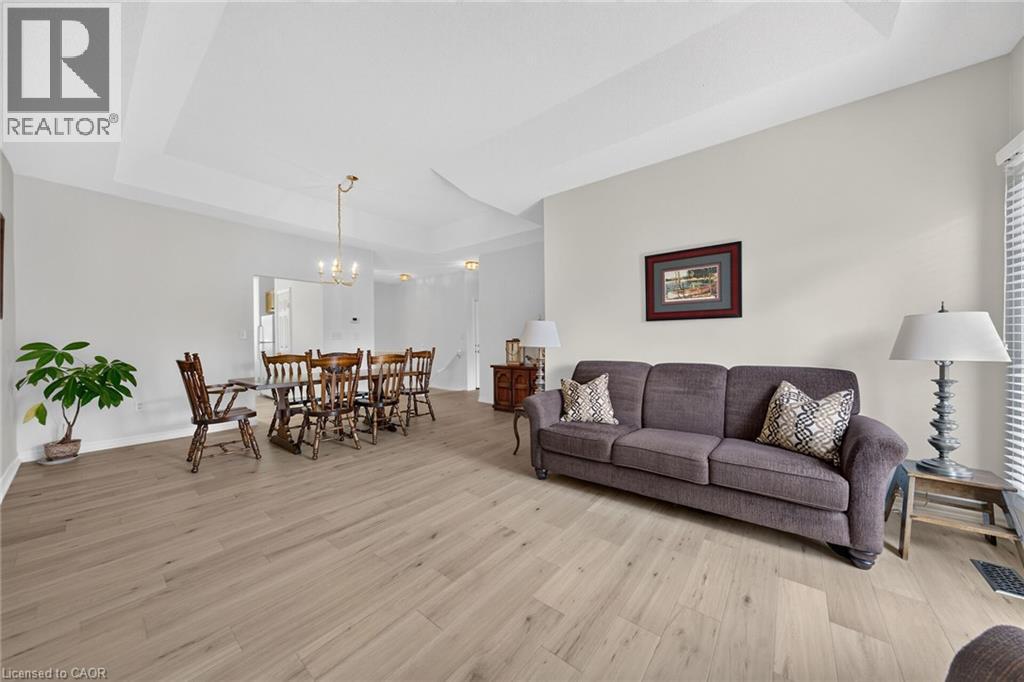 21 Twentyplace Boulevard, Hamilton, Ontario  L0R 1W0 - Photo 12 - 40854351