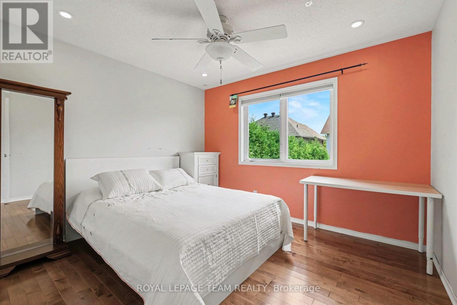 19 Keighley Circle, Ottawa, Ontario  K2K 3H9 - Photo 10 - X13679286