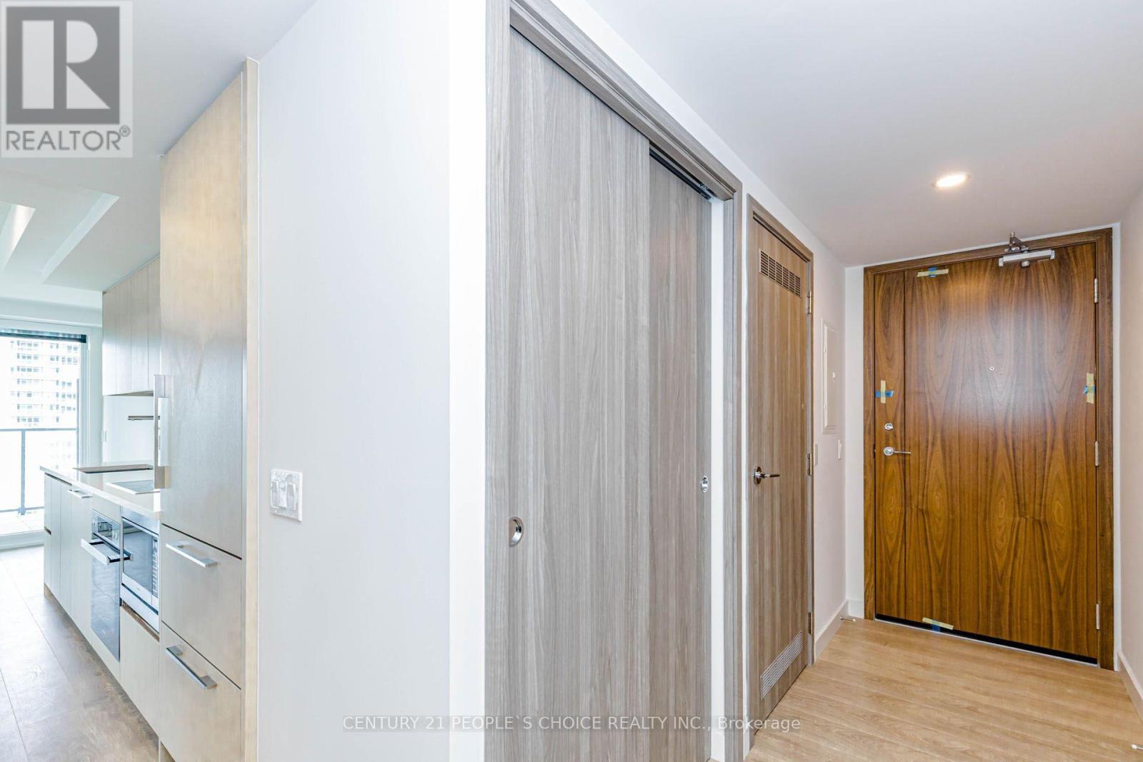 2703 - 3 Concord Way, Toronto, Ontario  M5V 0X3 - Photo 10 - C13679226