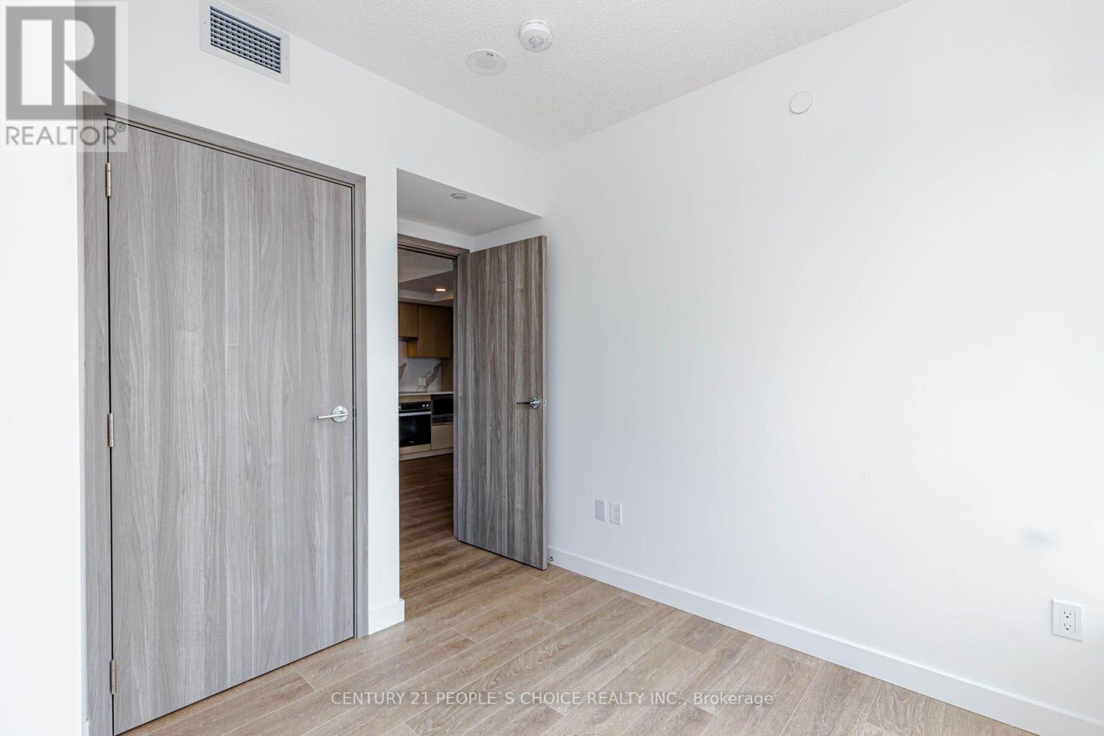 2703 - 3 Concord Way, Toronto, Ontario  M5V 0X3 - Photo 32 - C13679226