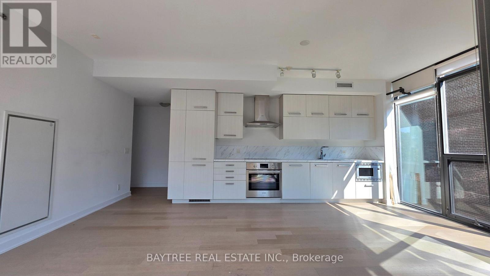 608 - 15 Beverley Street, Toronto, Ontario  M5T 0B3 - Photo 2 - C13679238