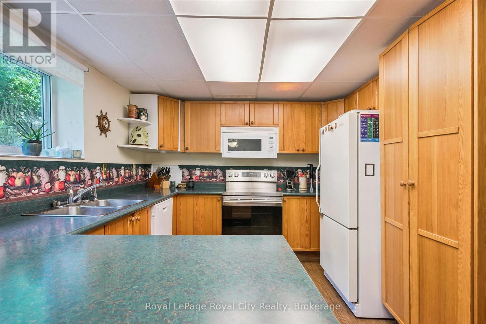 34 Pondview Crescent, Guelph, Ontario  N1E 3K1 - Photo 16 - X13679290