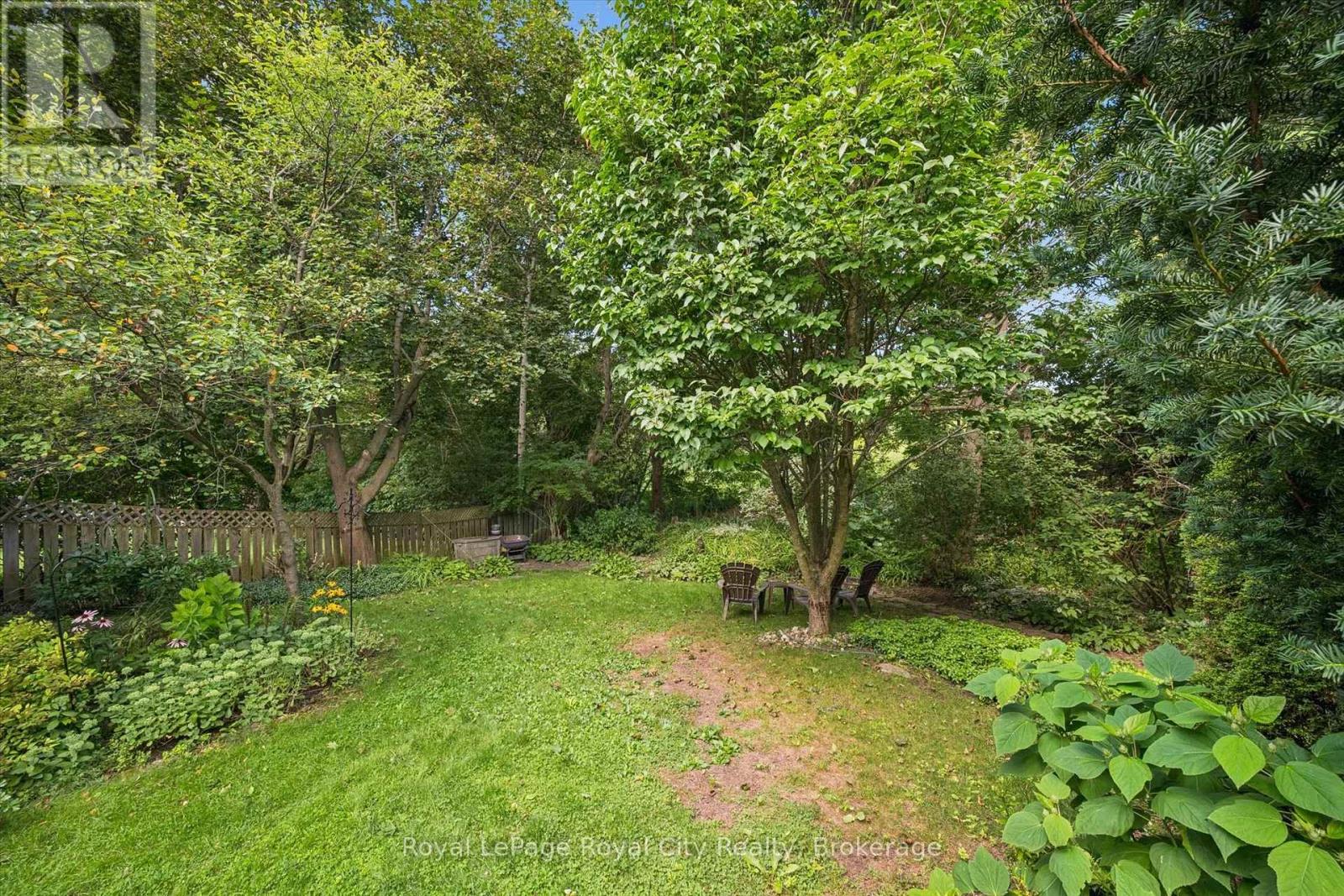 34 Pondview Crescent, Guelph, Ontario  N1E 3K1 - Photo 24 - X13679290
