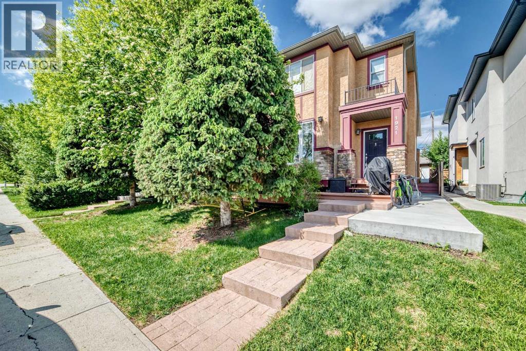 2, 1921 30 Street SW, calgary, Alberta