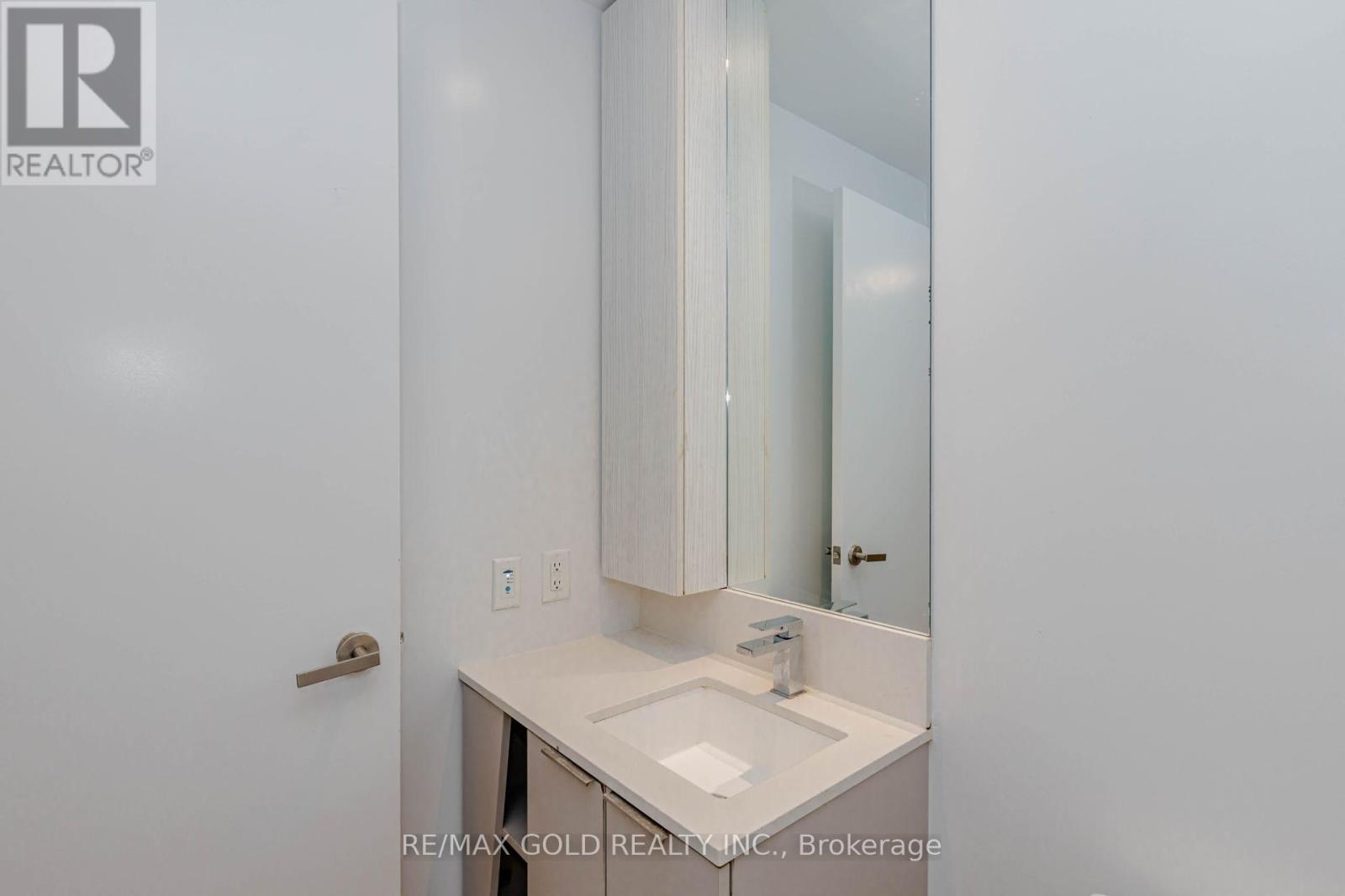 809 - 3900 Confederation Parkway, Mississauga, Ontario  L5B 0M3 - Photo 32 - W13679240