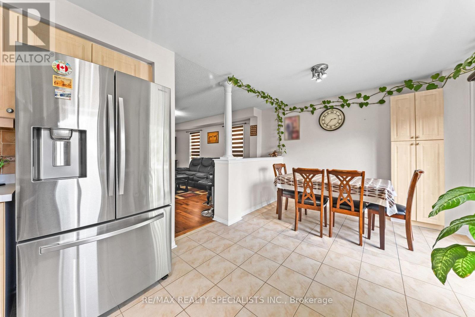 65 Ozner Court, Brampton, Ontario  L6X 4Y9 - Photo 13 - W13679296