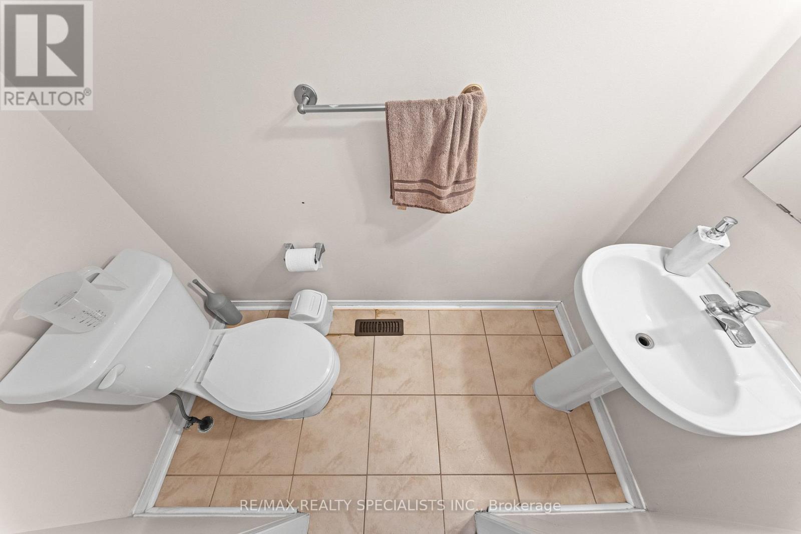 65 Ozner Court, Brampton, Ontario  L6X 4Y9 - Photo 17 - W13679296