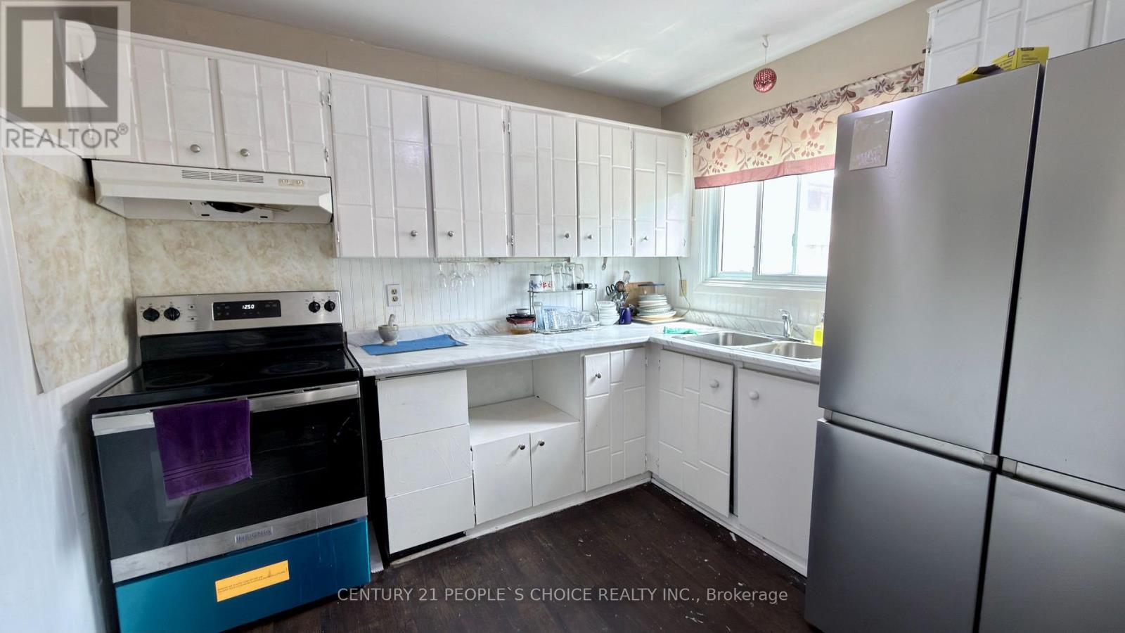 25 Mccallum Court, Brampton, Ontario  L6W 3M4 - Photo 7 - W13679304
