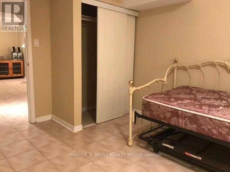 Basement - 702 Welcome Court, Mississauga, Ontario  L5B 3P8 - Photo 10 - W13679306