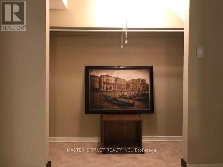 Basement - 702 Welcome Court, Mississauga, Ontario  L5B 3P8 - Photo 3 - W13679306