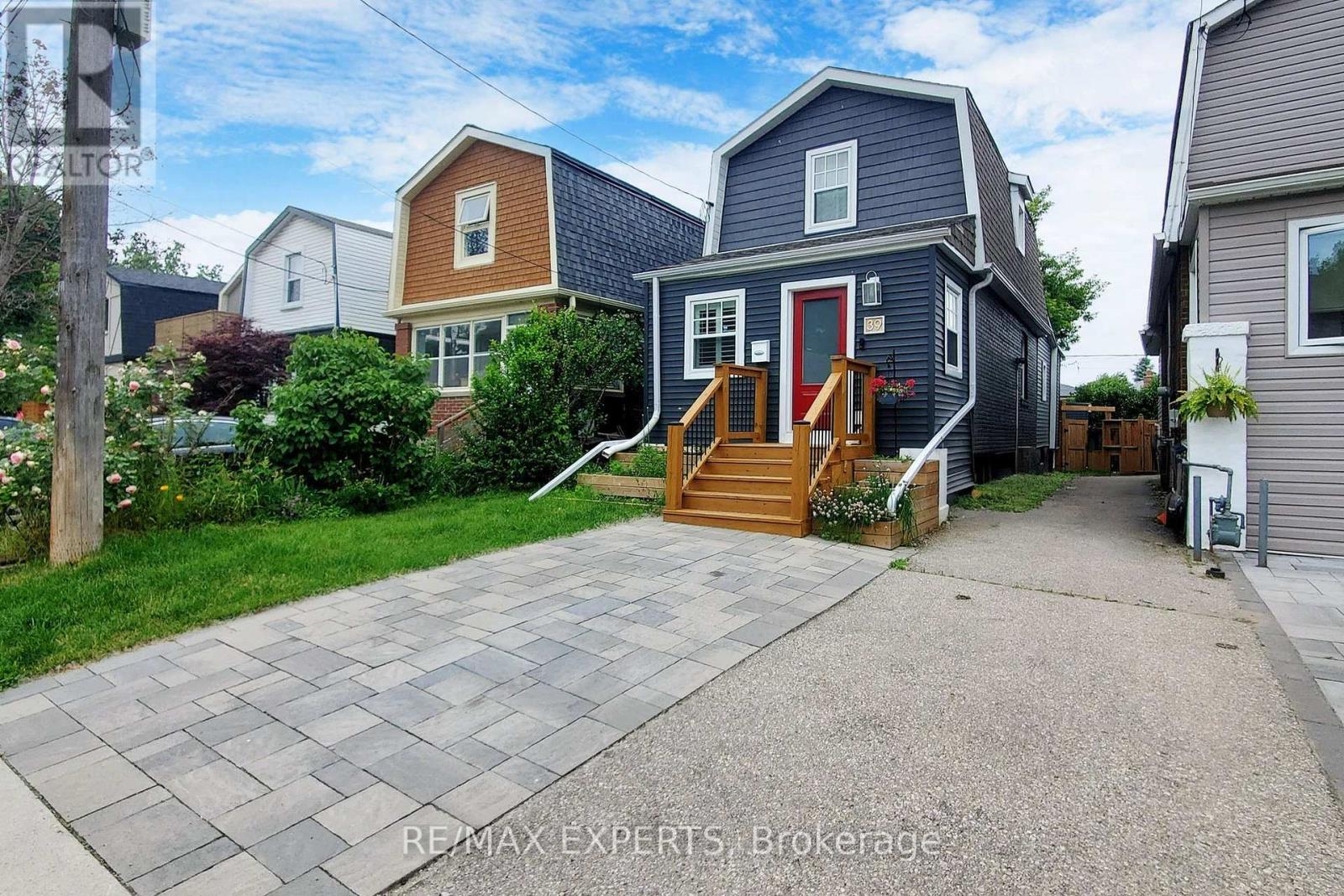 Bsmt - 39 Norval Street, Toronto, Ontario  M6N 3Z1 - Photo 2 - W13679308
