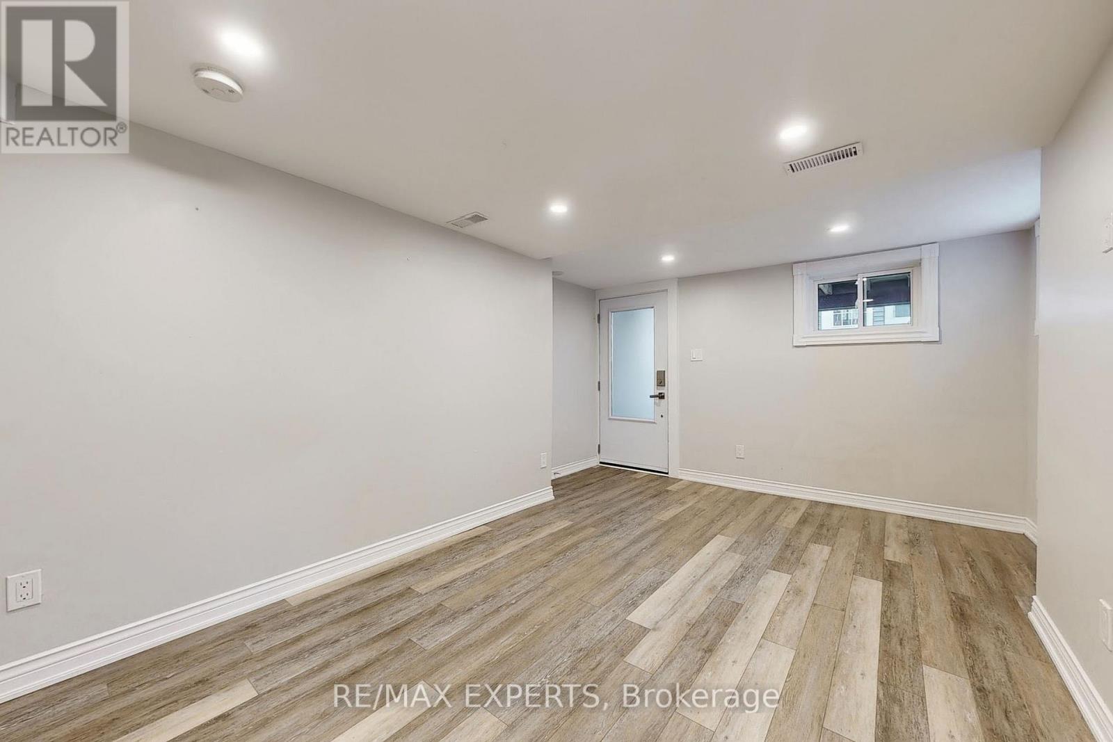 Bsmt - 39 Norval Street, Toronto, Ontario  M6N 3Z1 - Photo 21 - W13679308