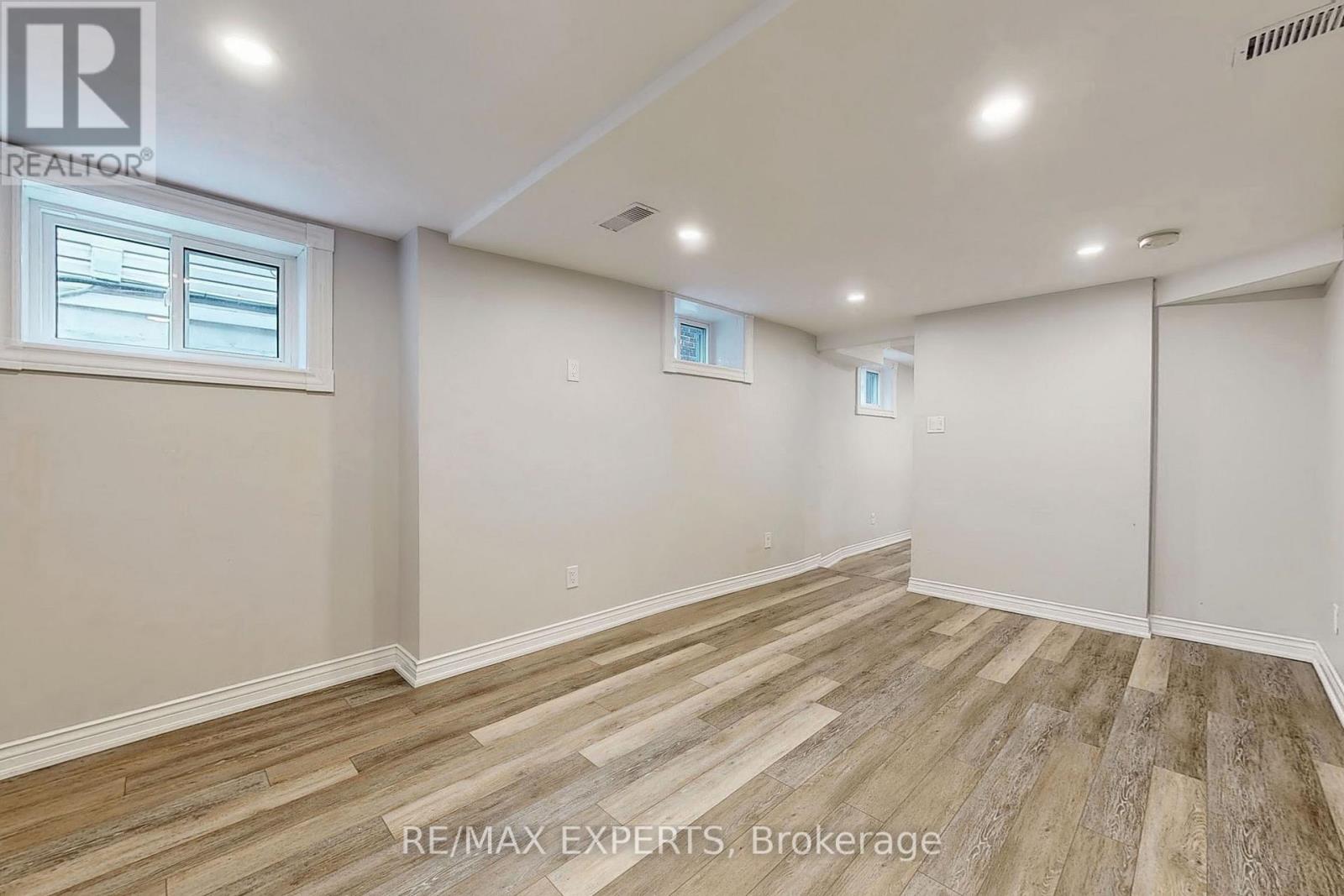Bsmt - 39 Norval Street, Toronto, Ontario  M6N 3Z1 - Photo 4 - W13679308