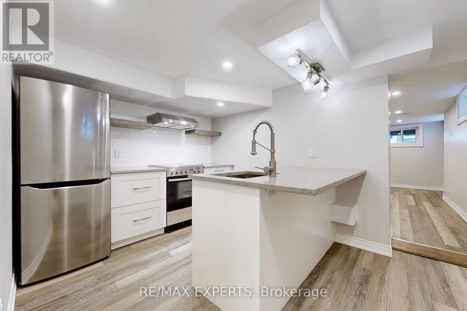 Bsmt - 39 Norval Street, Toronto, Ontario  M6N 3Z1 - Photo 6 - W13679308