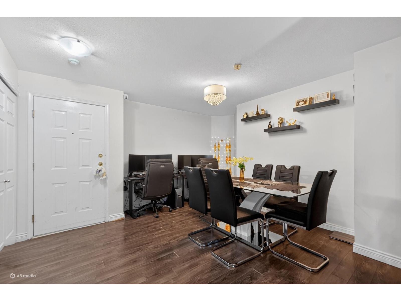 117 7161 121 Street, Surrey, British Columbia  V3W 1G8 - Photo 5 - R3155442