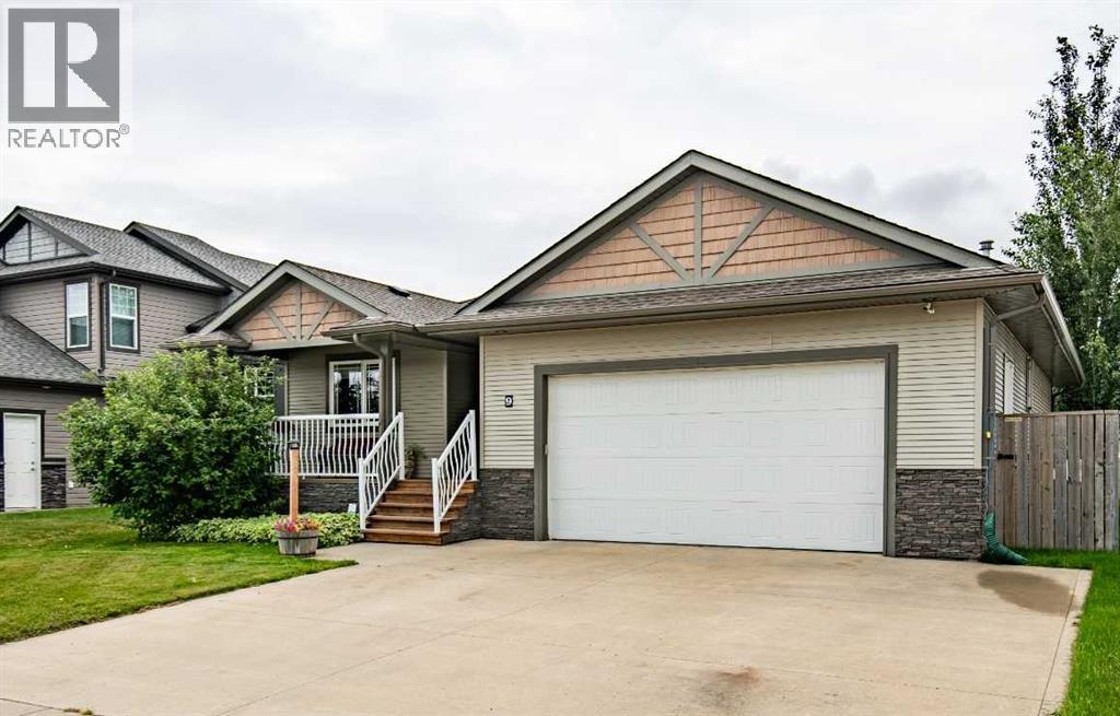 9 Valmont Street, Blackfalds, Alberta  T0M 0J0 - Photo 1 - A2334244