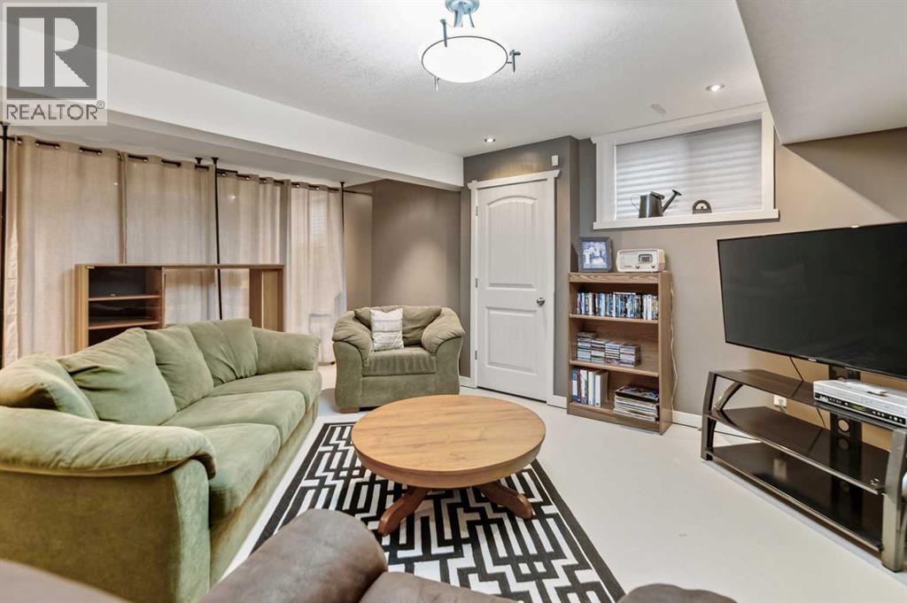 9 Valmont Street, Blackfalds, Alberta  T0M 0J0 - Photo 28 - A2334244