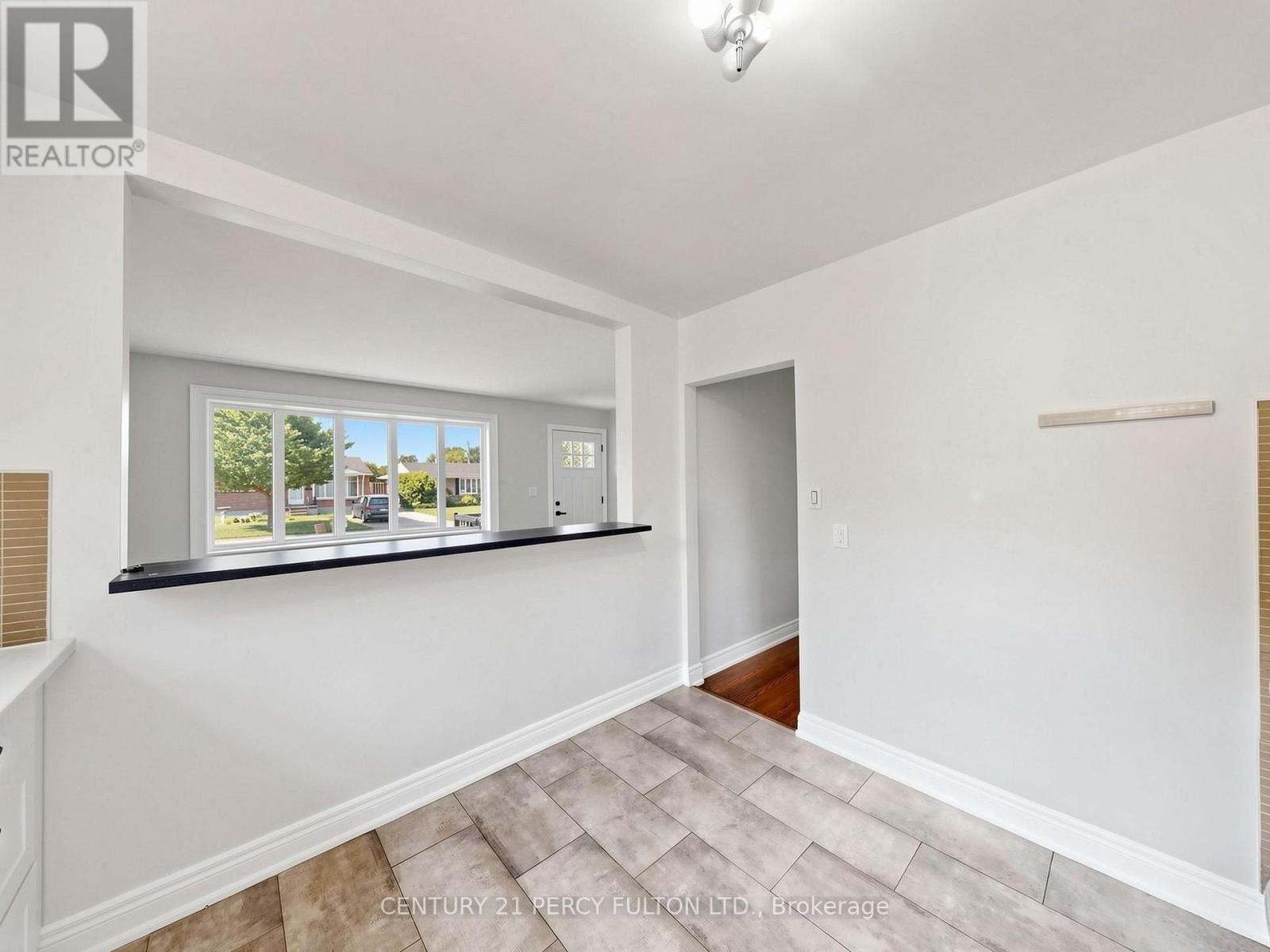 25 Kenwood Crescent, Hamilton, Ontario  L8T 1W3 - Photo 12 - X13679232