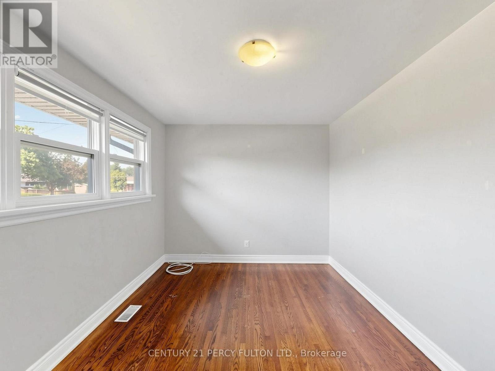 25 Kenwood Crescent, Hamilton, Ontario  L8T 1W3 - Photo 16 - X13679232