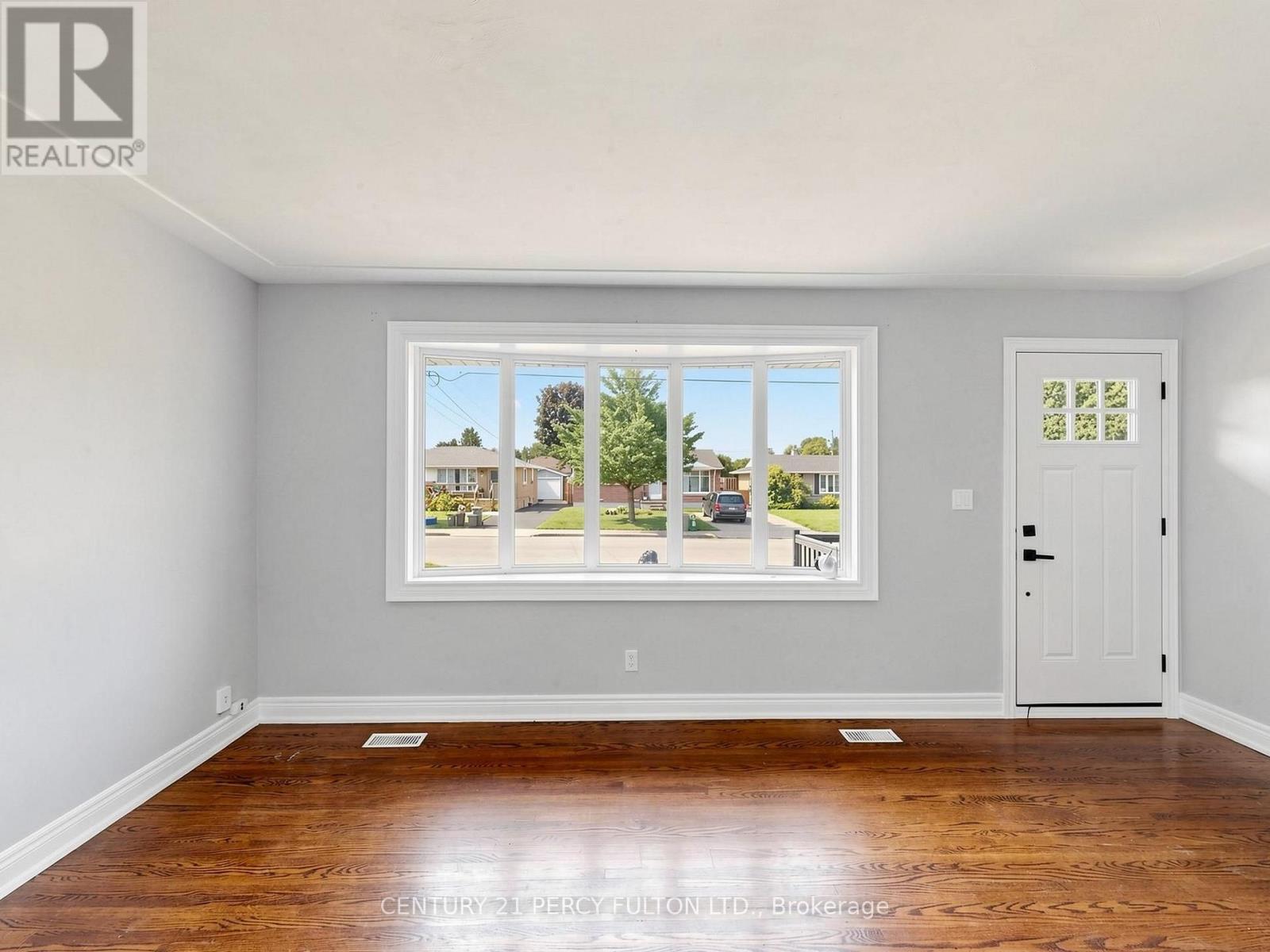 25 Kenwood Crescent, Hamilton, Ontario  L8T 1W3 - Photo 5 - X13679232
