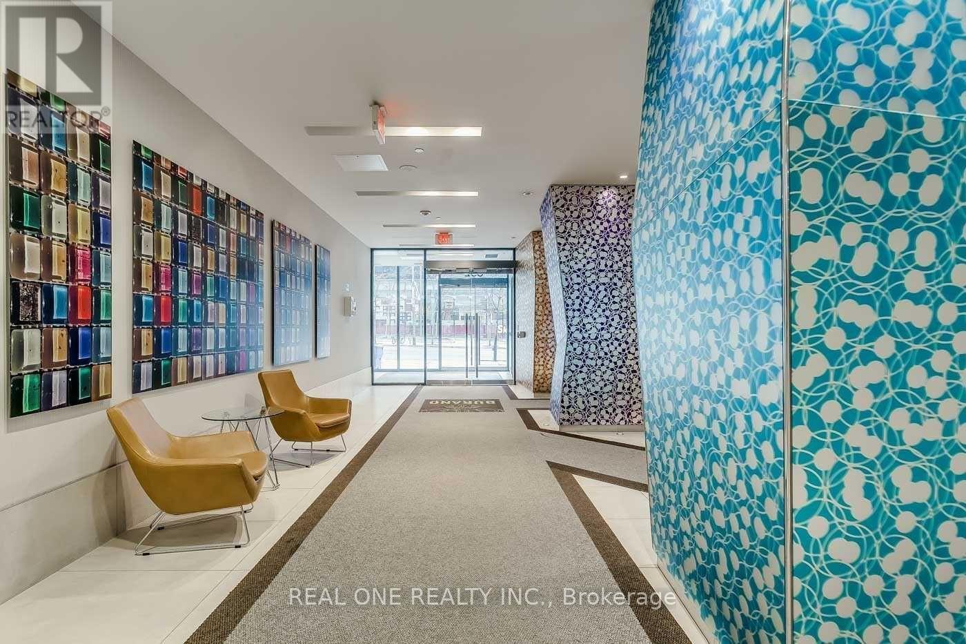 3703 - 832 Bay Street, Toronto, Ontario  M5S 1Z6 - Photo 3 - C13679282