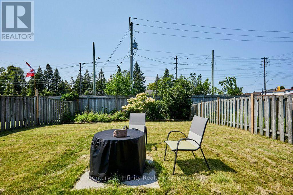 8 Murkar Crescent, Whitby, Ontario  L1N 8Y4 - Photo 46 - E13679204